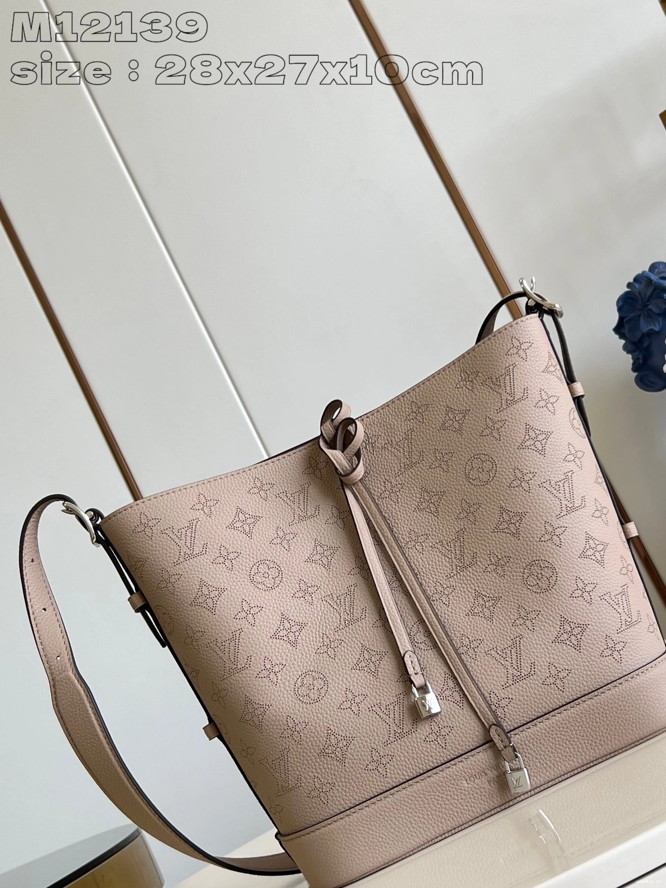 WIS Flore-28*27*10CM LOUIS VUITTON 1128